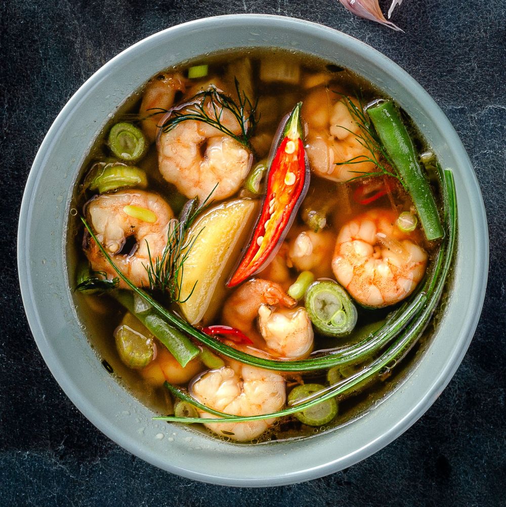 Gorący kociołek z krewetkami